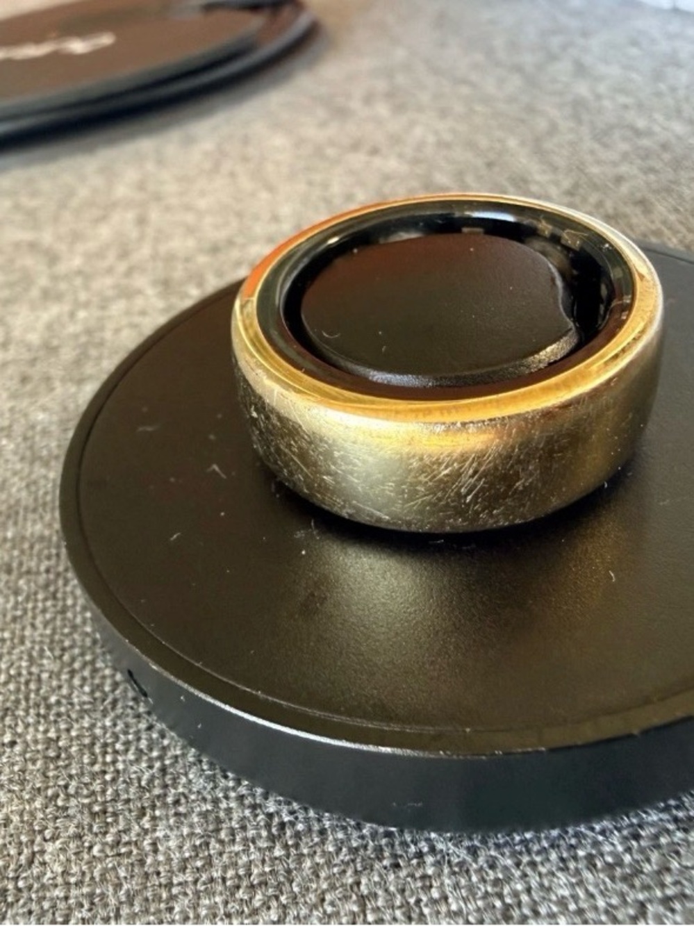 Oura ring gen 4 size 7 gold great working condition. Sleep, activity, HR tracker